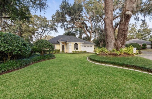 Amelia City Casa | 4937 Windward Place home