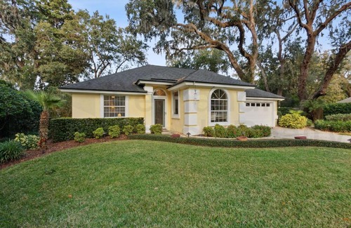 Amelia City Casa | 4937 Windward Place home