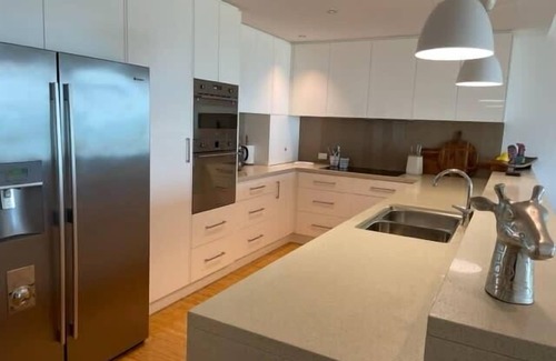 Victor Harbor Casa | 4A Franklin Pde Encounter Bay - Linen & Wi-Fi