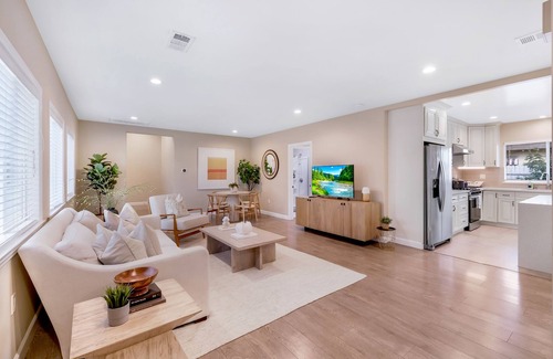 El Monte Casa | 4B4BCharming Designer House 24HSelf CheckIn Free P
