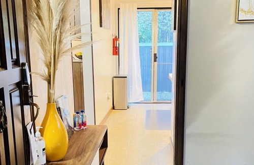 Walnut Creek Casa | 🛋4BD/2B Cheerful-Stylish w/ DISCOUNTED OPPORTUNITY 🏡🎇🌁🌉
