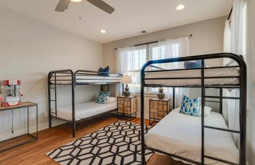 The Nations Casa | 4BD Haven in the Nations, walk to bars and restaurants! Minutes to Broadway!