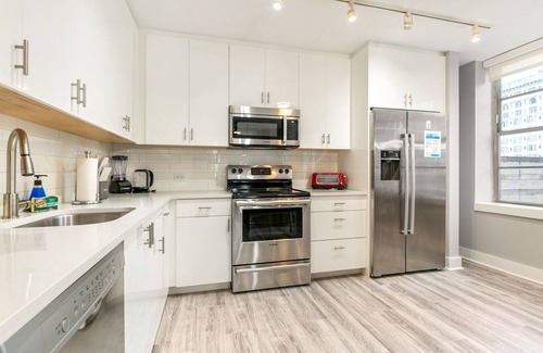 Central Business District Apartamento | 4BD Oasis - Steps to French Quarter