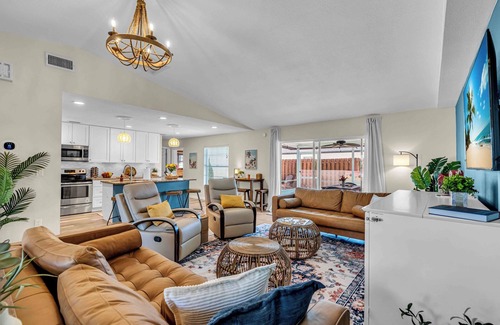Whitfield Casa | Saltwater Siesta: A Hidden Family Gem w/ Pool & Games