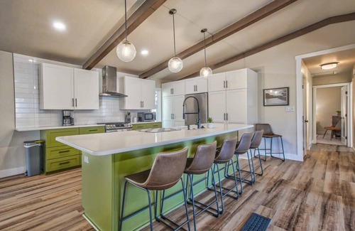 Briargate Casa | 4BD w/Hot Tub & Game Lounge Dog Friendly USAFA
