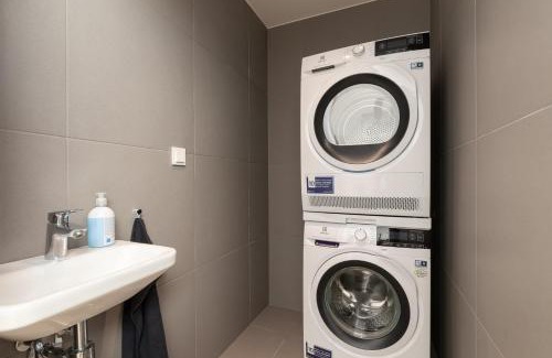 Kadriorg Apartamento | 4bdr Modern and Stylish Apartment near Kadriorg with Free Parking