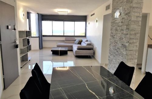Tiberias Apartamento | 4bdrm - 110mr - Dream vacation apartment