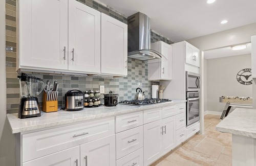 Leon Valley Casa | 4Bdrm + Patio | Near Med Center Lackland Riverwalk