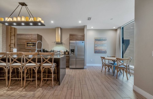 Bay Lake Casa | 4BED/4.5BATH 5 Min Away From Disney World