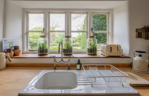 Chipping Norton Casa | 4Bed Thatched Cottage in Oxfordshire