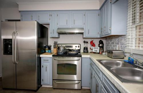 Columbia Casa | 4Bedroom 3Bath Home Near Fort Jackson