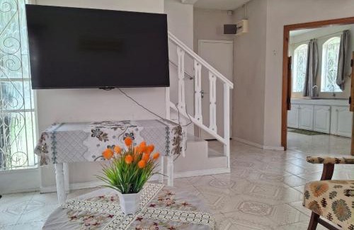 Wolmar Apartamento | 4Beds- Beachfront Bungalow