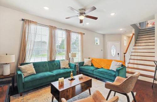 Central Arlington Casa | 4BR 2,5BA Holiday Home in the Heart of Cowboy Nation
