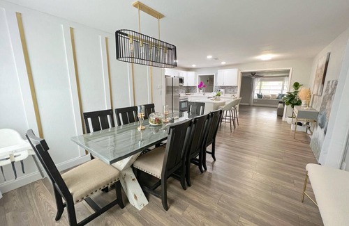 Oak Ridge Casa | 4BR/2.5BTH Beautiful Home with Covered Patio