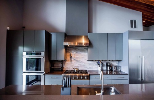 Waitsfield Casa | ‼️4BR Mountain Retreat | Hot Tub + 2 Master Suites