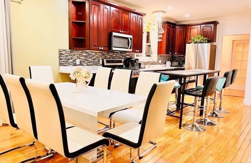 Quincy Apartamento | 4BR 2BATH 7BED WOLLASTON BEACH.NearBOSTON1