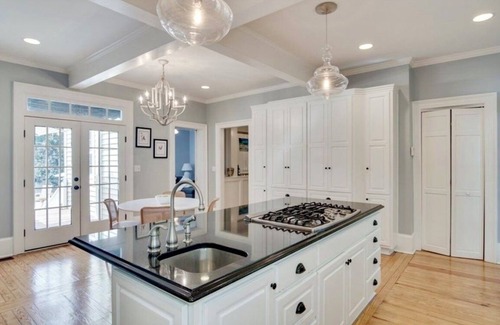 Forest Hills Casa | 4BR/3BA Home for Masters in Historic District