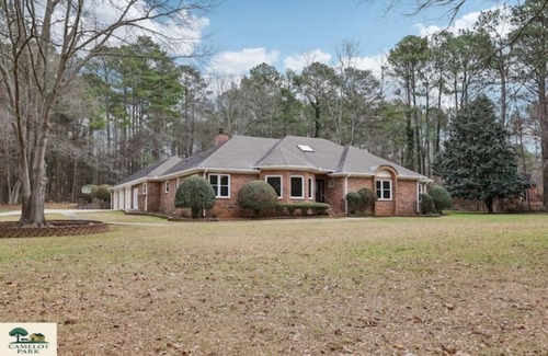 Fayetteville Casa | 4BR 4BA Ranch on 2 Acres Near Trilith Studios