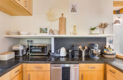 North Queen Anne Casa | 4BR 4BA The Gardens at Queen Anne
