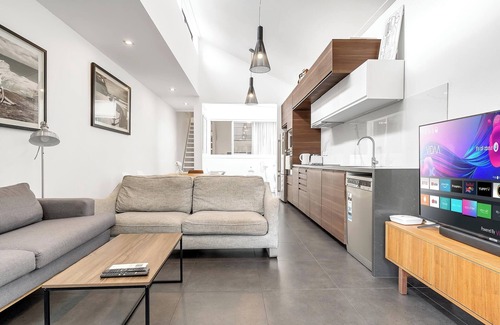 Pyrmont Casa | 4BR 4mins to light rail 9mins FishMarket