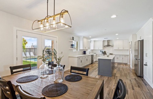 Scottsdale Highlands Estates Casa | 4BR + Casita w/ Pool + Outdoor Big Screen