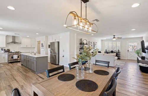 Scottsdale Highlands Estates Casa | 4BR + Casita w/ Pool + Outdoor Big Screen