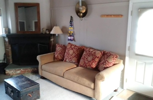 Wardsboro Casa | 4BR Chalet Between Mt. Snow & Stratton, Sleeps 10, Fireplace, Clubhouse w/ Pool