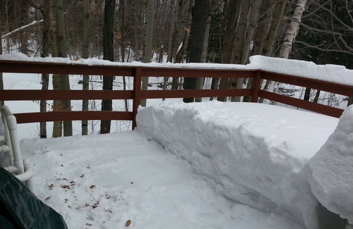 Wardsboro Chalet De Esquí | 4BR Chalet Entre Mt. Nieve & Stratton, capacidad para 10, Chimenea, Casa club w / Pool