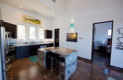 Laguna Hills Villa | 4BR - Página de inicio personalizada - Vistas impresionantes - Energía solar