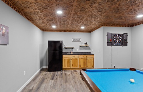 Rome Casa | 4BR, Dog Friendly, Pool Table, Fireplace
