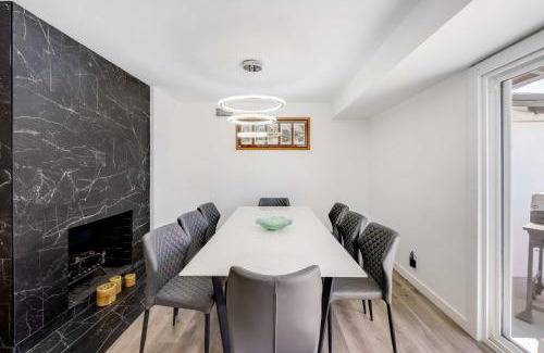 Thousand Oaks Casa | 4BR Escape - Mtn Views Private BBQ