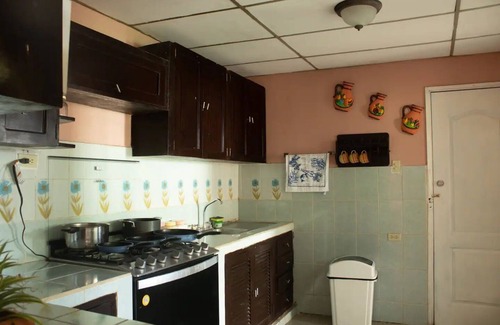Managua Casa | Hermosa y acogedora casa de 4 dormitorios, ¡única en Managua!