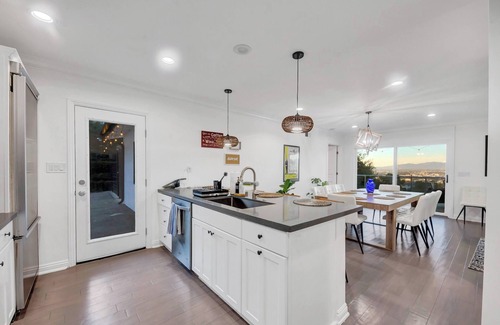 Los Angeles Casa | 4BR Hilltop Oasis w/ Pool, Views by Universal