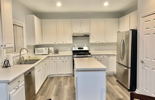 Norcross Casa | 4BR Home Near I-85/I-285 Ideal for Remote Work/Study