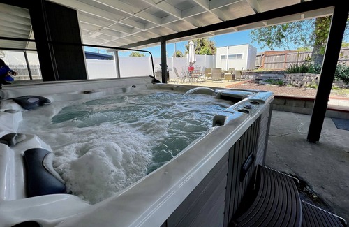 Bay Ho Casa | 4BR House Hot Tub BBQ near SeaWorld