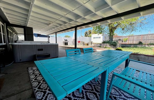 Bay Ho Casa | 4BR House Hot Tub BBQ near SeaWorld