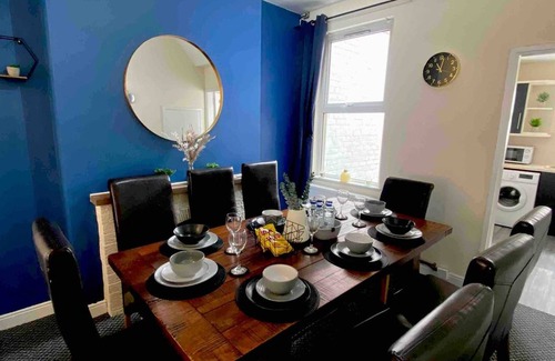 Belfast Casa | 4BR House Popular Ravenhill Road