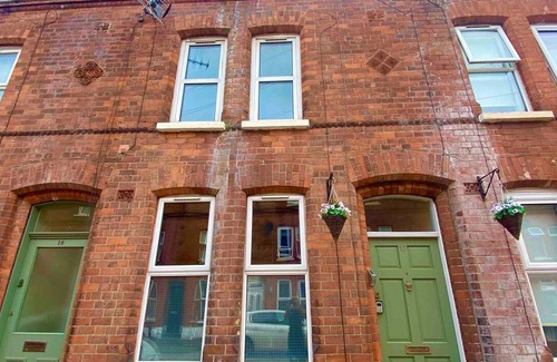 Belfast Casa | 4BR House Popular Ravenhill Road