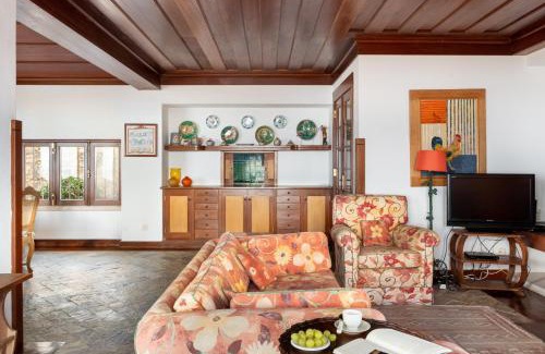 Ulgueira Casa | 4BR House with Ocean View in Sintra by Host for Us