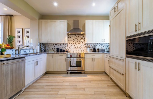 Rock Harbor Villa | Gull's Nest with Resort Privileges