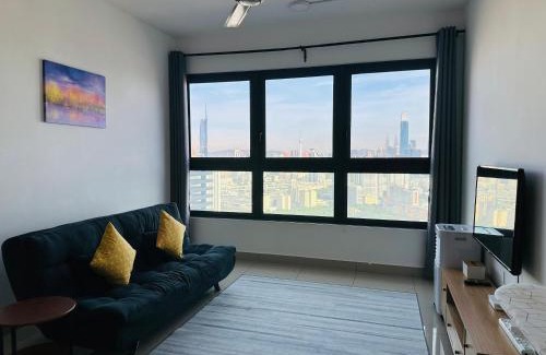 Taman Pertama Apartamento | 4BR M Vertica near Sunway Velocity Cheras IKEA MRT TRX KLCC Pavilion