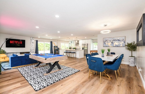 Placentia Casa | 4BR Mins to Disney, Pool & Arcade Lux Retreat