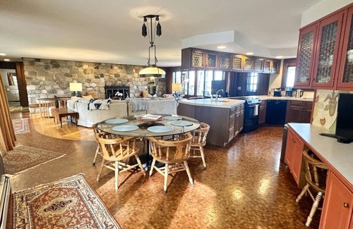 DownEast and Acadia Maine Casa | 4BR Oceanfront 0.5miles to Acadia [Schooners Edge]