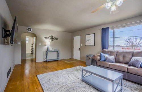 East Colorado Springs Casa | 4BR Olympic Training Center with Grill
