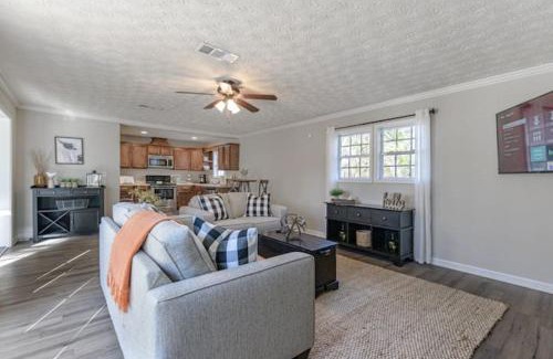 Cartersville Casa | 4BR Ranch Style Home A Mile From Historic Downtown