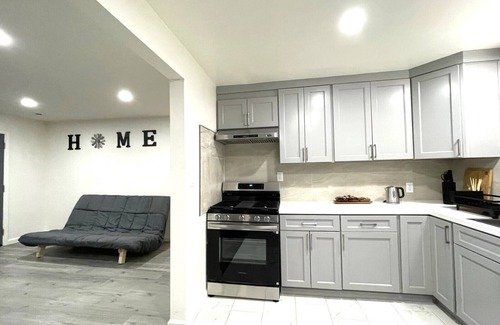 Mission - Garin Casa | 4BR Retreat Near Garin Park – Scenic Trails, Pet-Friendly, Fast WiFi