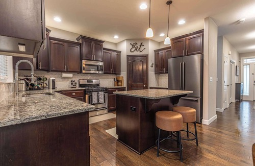 Pleasant Valley Casa | 4BR Retreat on Private Acre in Salmon Creek