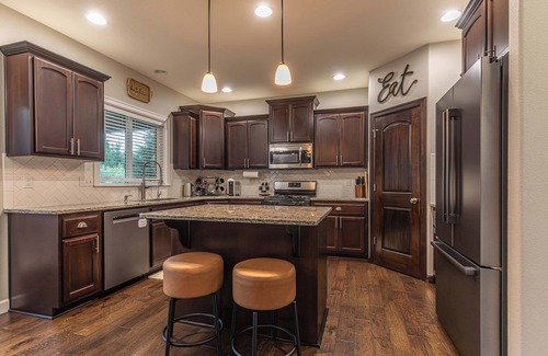 Pleasant Valley Casa | 4BR Retreat on Private Acre in Salmon Creek