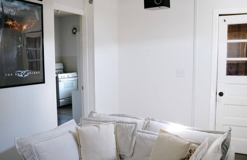 Belmont Cragin Casa | 4BR Retreat w/ Theater, Game Room & Backyard