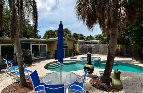 Siesta Key Village Apartamento | 4BR Spacious Paradise